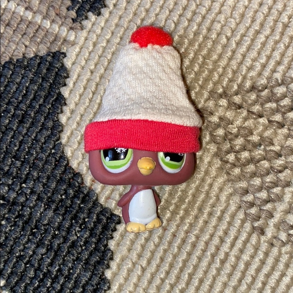 Littlest pet shop penguin